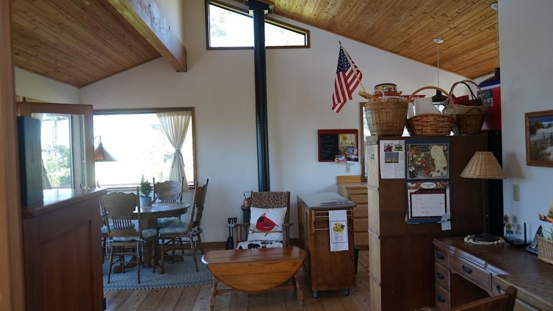 1696 Pierce Ave, Cambria, California 93428, 2 Bedrooms Bedrooms, ,3 BathroomsBathrooms,Home,Sold,Pierce,1000